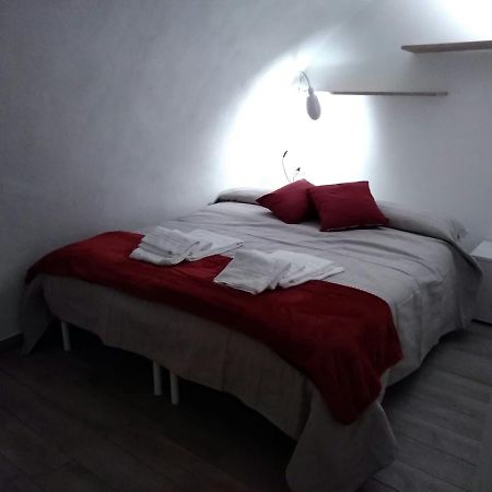 La Guglia Apartment Наполи Екстериор снимка