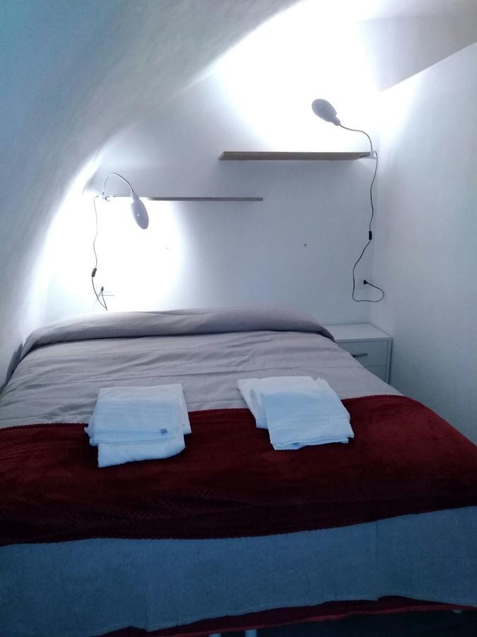 La Guglia Apartment Наполи Екстериор снимка