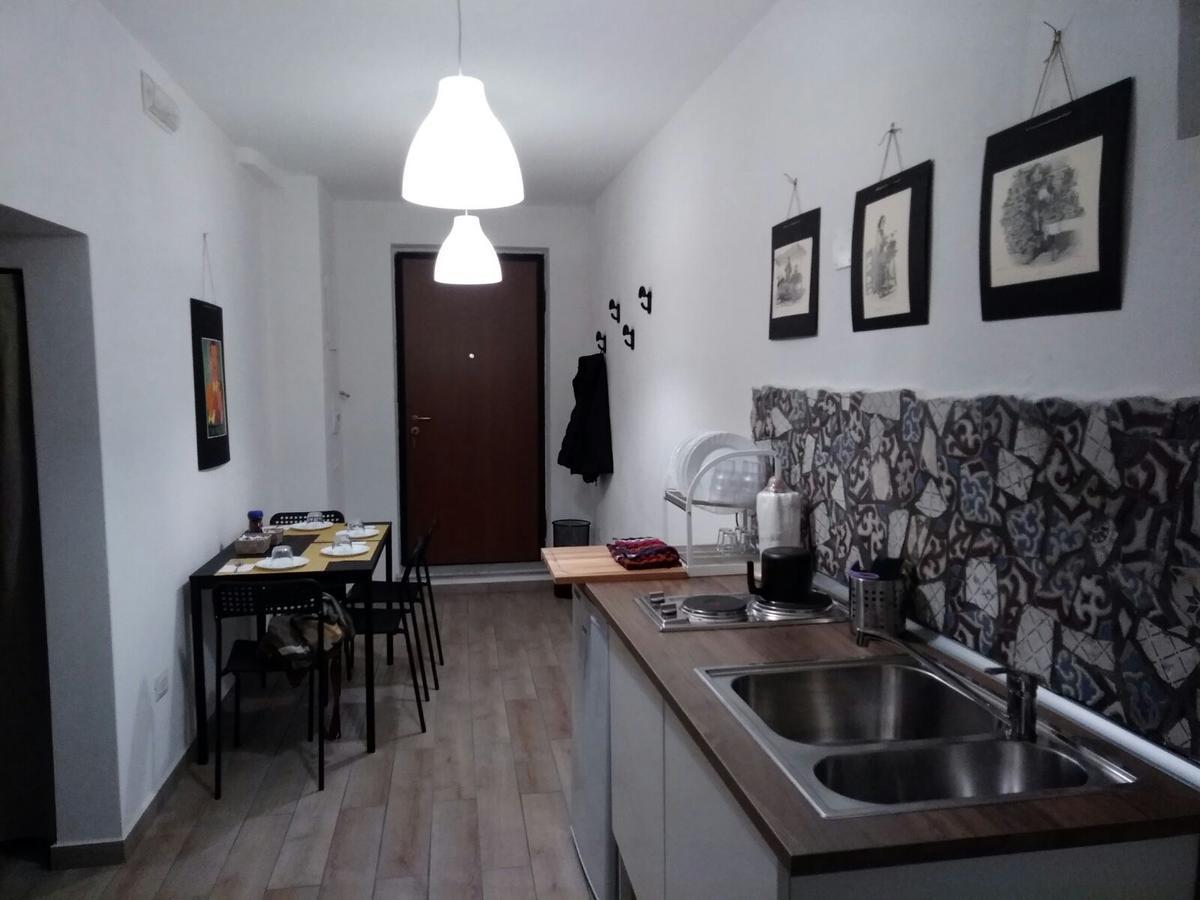 La Guglia Apartment Наполи Екстериор снимка